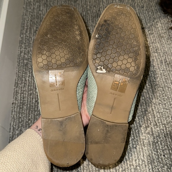 Dolce Vita Slip Ons - Picture 4 of 4